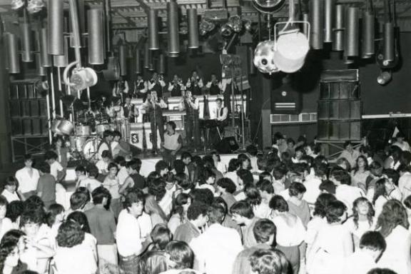 Descobrim Cassà: balls i festes
