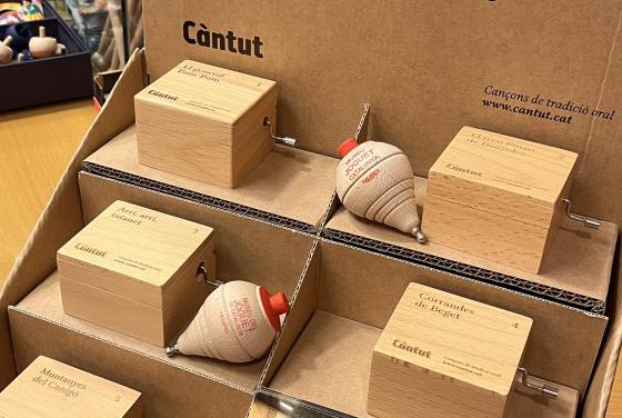 capsetes de música al museu del joguet de Figueres